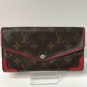 Louis Vuitton Red Monogram Sarah Long Wallet. 😍♥️🔥